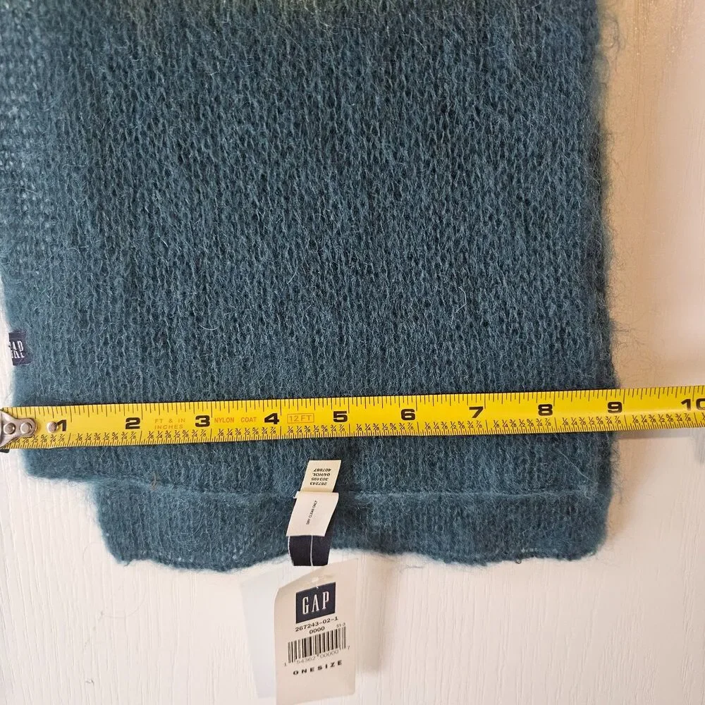New Mohair Nylon Blend GAP Fuzzy Winter Colorblock Scarf Green and Blue 9X76